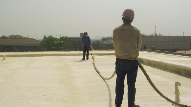 地下室防水涂料：聚氨酯与丙烯酸的“较量”**